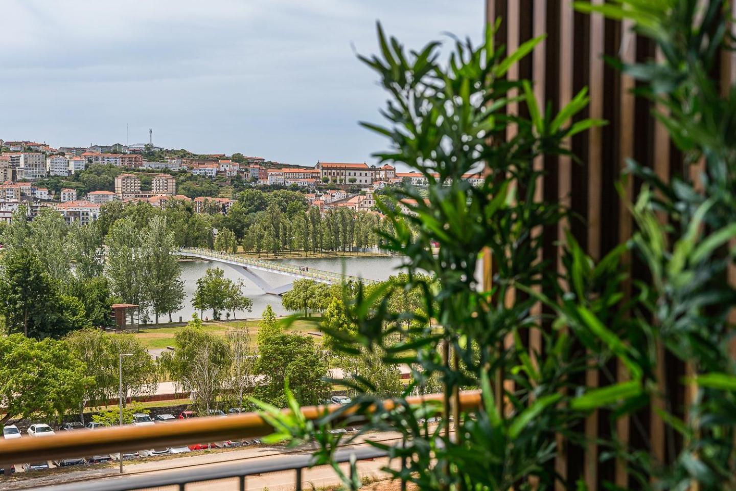 Guestready - Majestic Riverside Terrace In Coimbra Διαμέρισμα Εξωτερικό φωτογραφία
